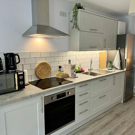 Appartement Brand New Flat 5 With Free Parking And Fast Wifi à York Extérieur photo
