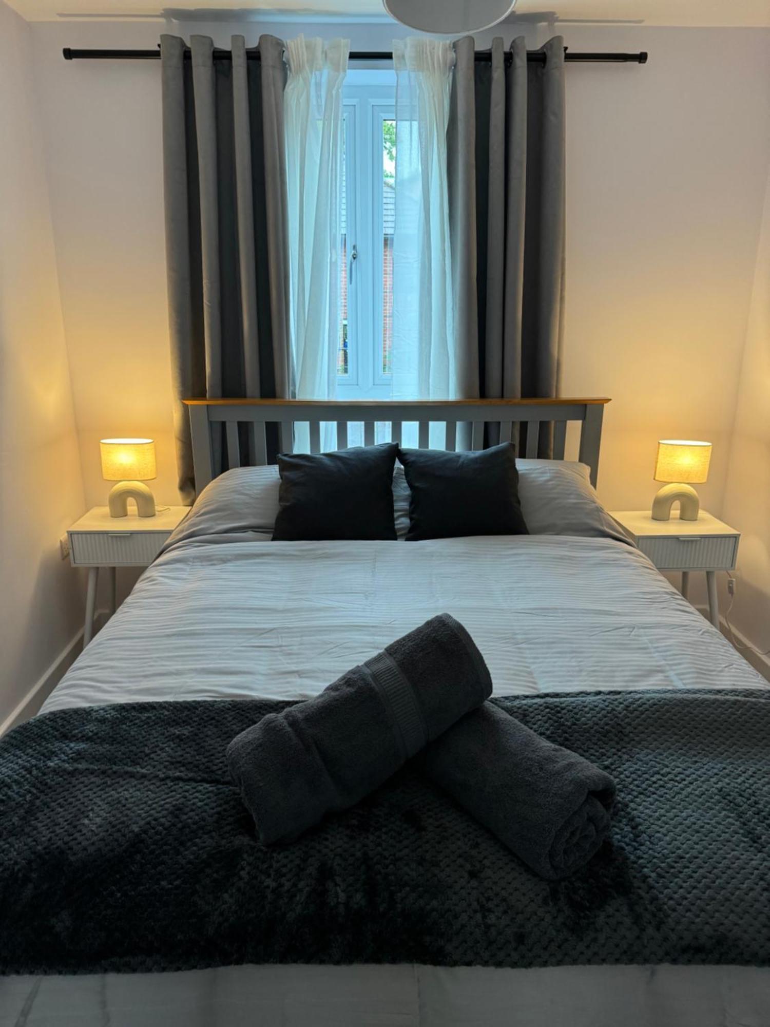 Appartement Brand New Flat 5 With Free Parking And Fast Wifi à York Extérieur photo