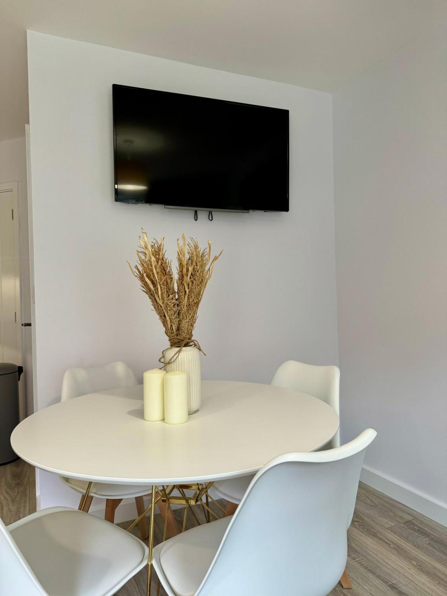 Appartement Brand New Flat 5 With Free Parking And Fast Wifi à York Extérieur photo